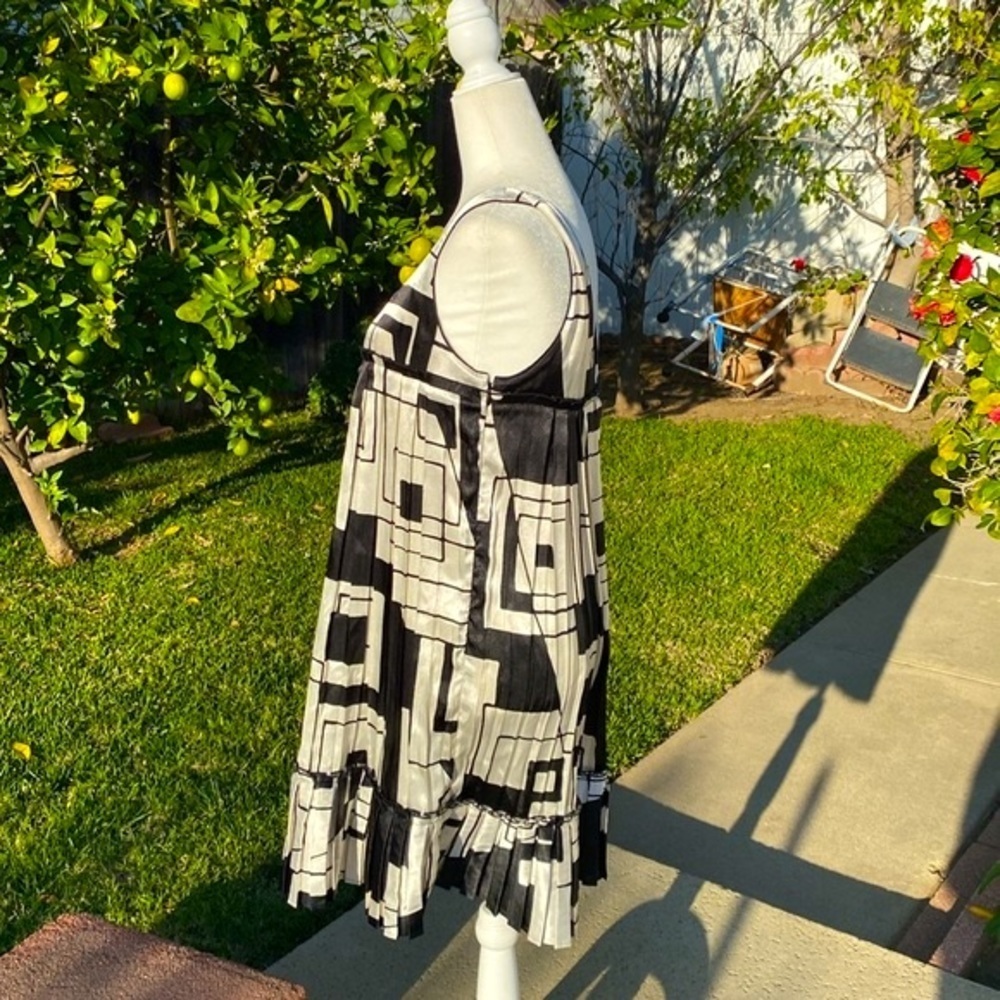 EYESHADOW BLACK WHITE MINI DRESS BRAT GIRL SUMMER Sleeveless Empire Wai… - Picture 4 of 14